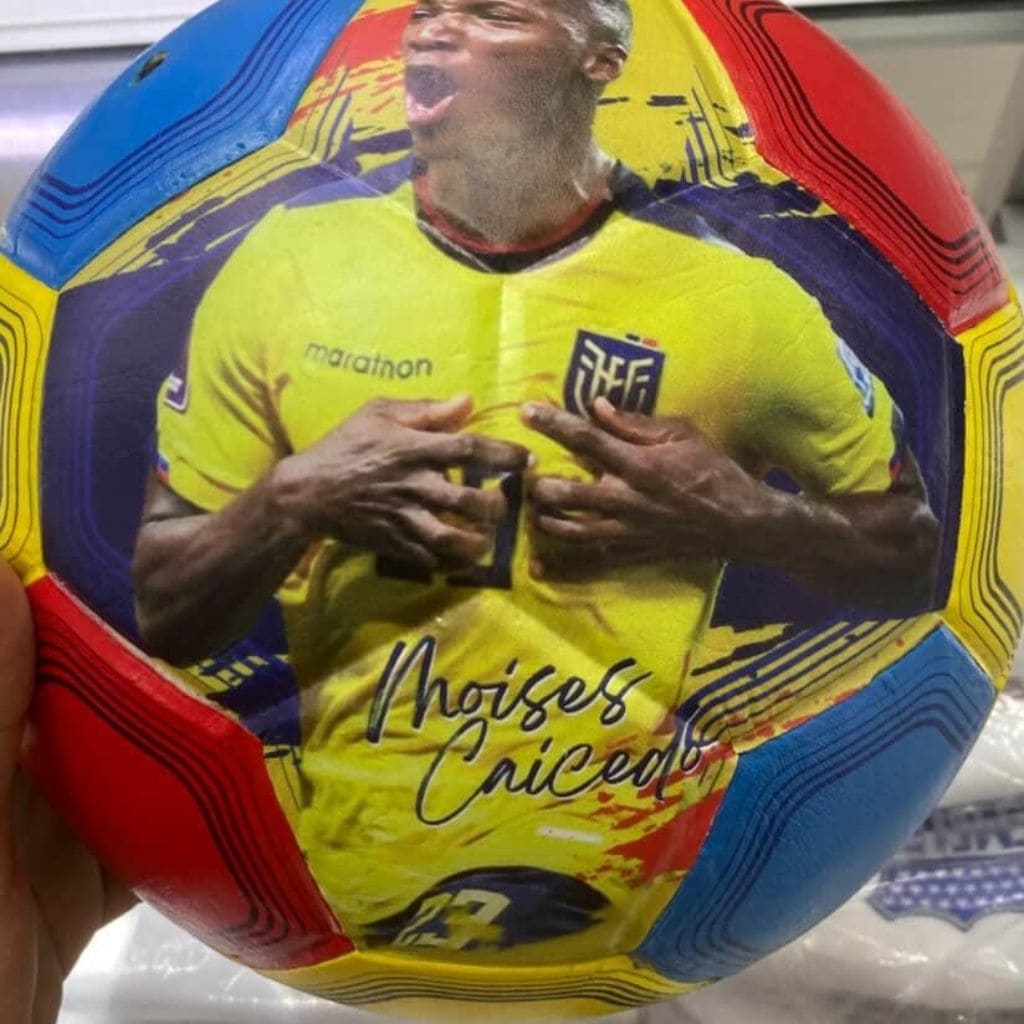 Balón Edición Especial Ecuador